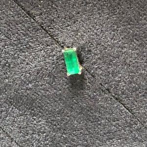 White gold Emerald baguette from BVLA. Threadless style.